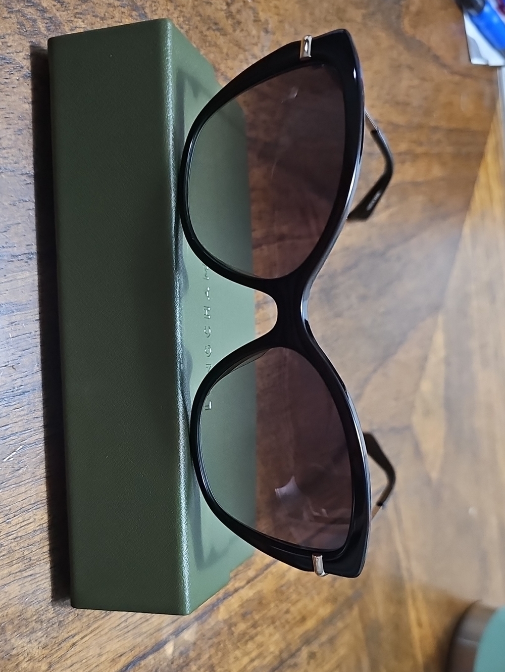 Longchamp Black Women's Cat-Eye Sunglasses - Polarized UV Protection